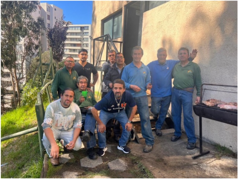 TRADICIONAL CELEBRACIÓN DEL 1 DE MAYO EN NUESTRO CONDOMINIO