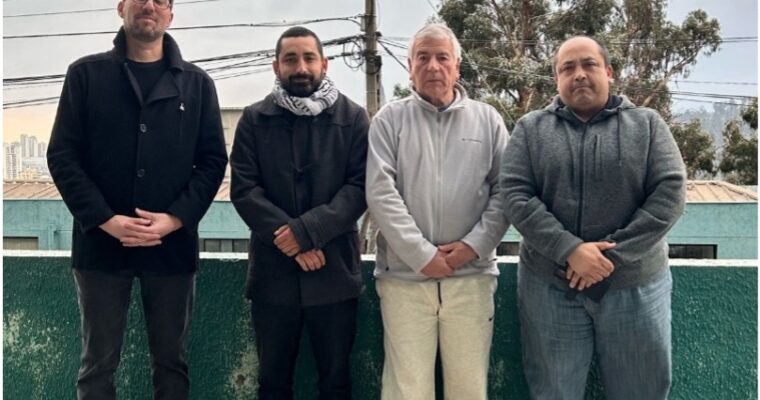 REUNIÓN EN NUESTRO CONDOMINIO CON EL CONCEJAL DE LA ILUSTRE MUNICIPALIDAD DE VIÑA DEL MAR SEÑOR ALEJANDRO AGUILERA