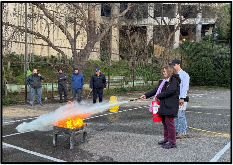 CAPACITACIÓN DE IGNEO AL PERSONAL DEL CONDOMINIO Y A LOS RESIDENTES VOLUNTARIOS EN EL MANEJO SEGUIRO DE EXTINTORES